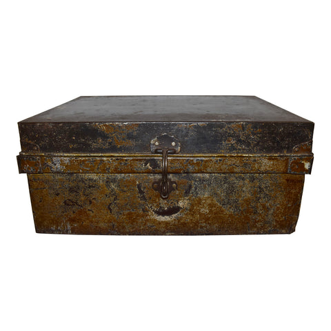 Metal Luggage Trunk