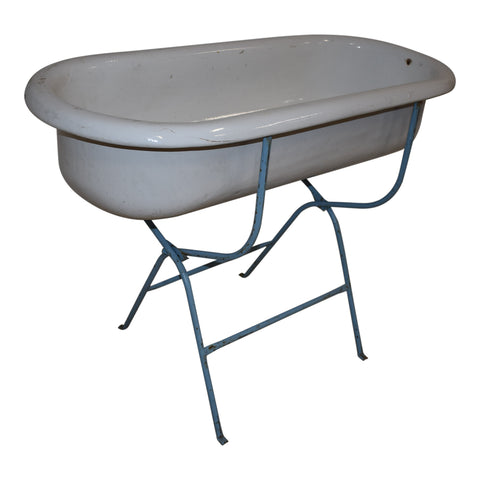 Enamel Bathtub with Stand