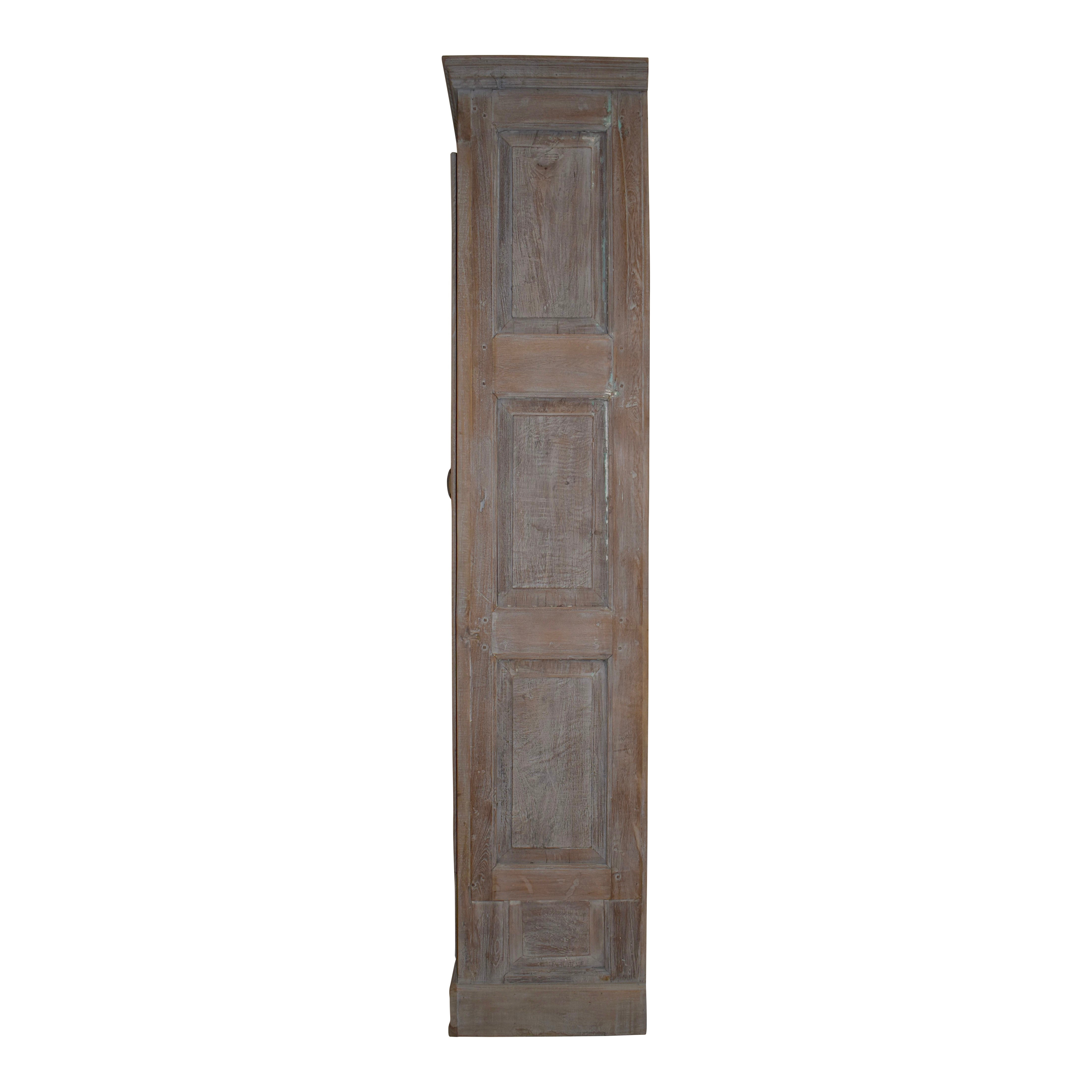 Narrow One Door Cabinet