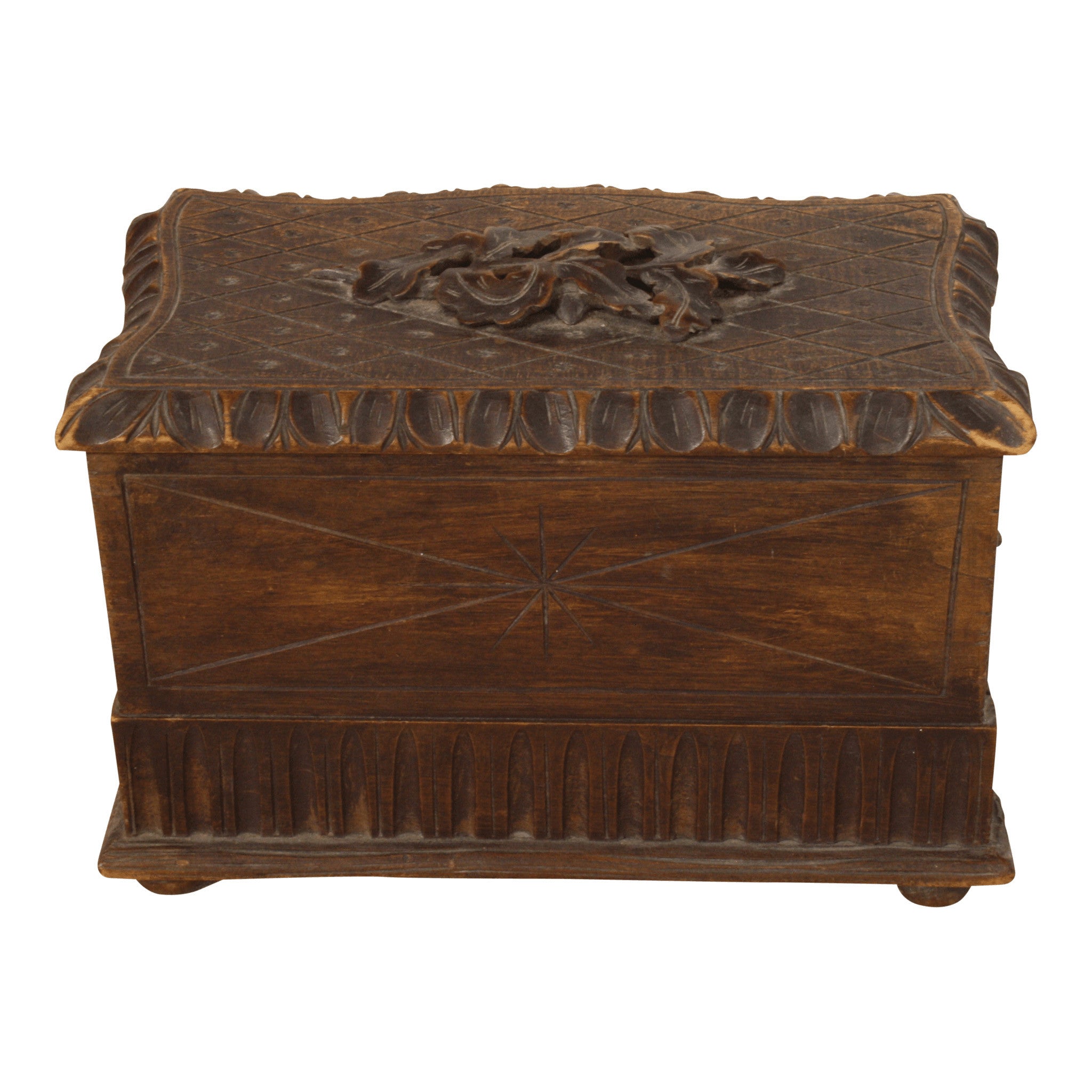 ski-country-antiques - Petite Carved Jewelry Box