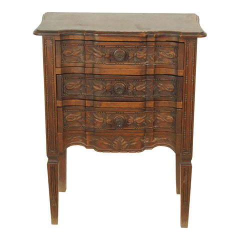 Oak Chest of Drawers