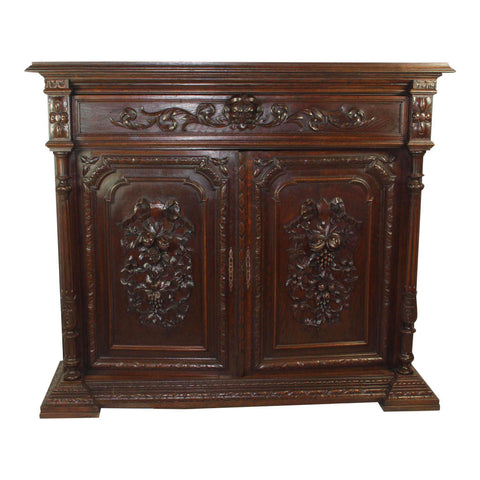 Hunt Cabinet
